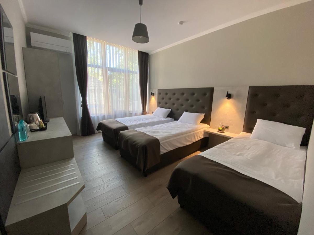 Comfort Guest Rooms Казанлик Екстер'єр фото