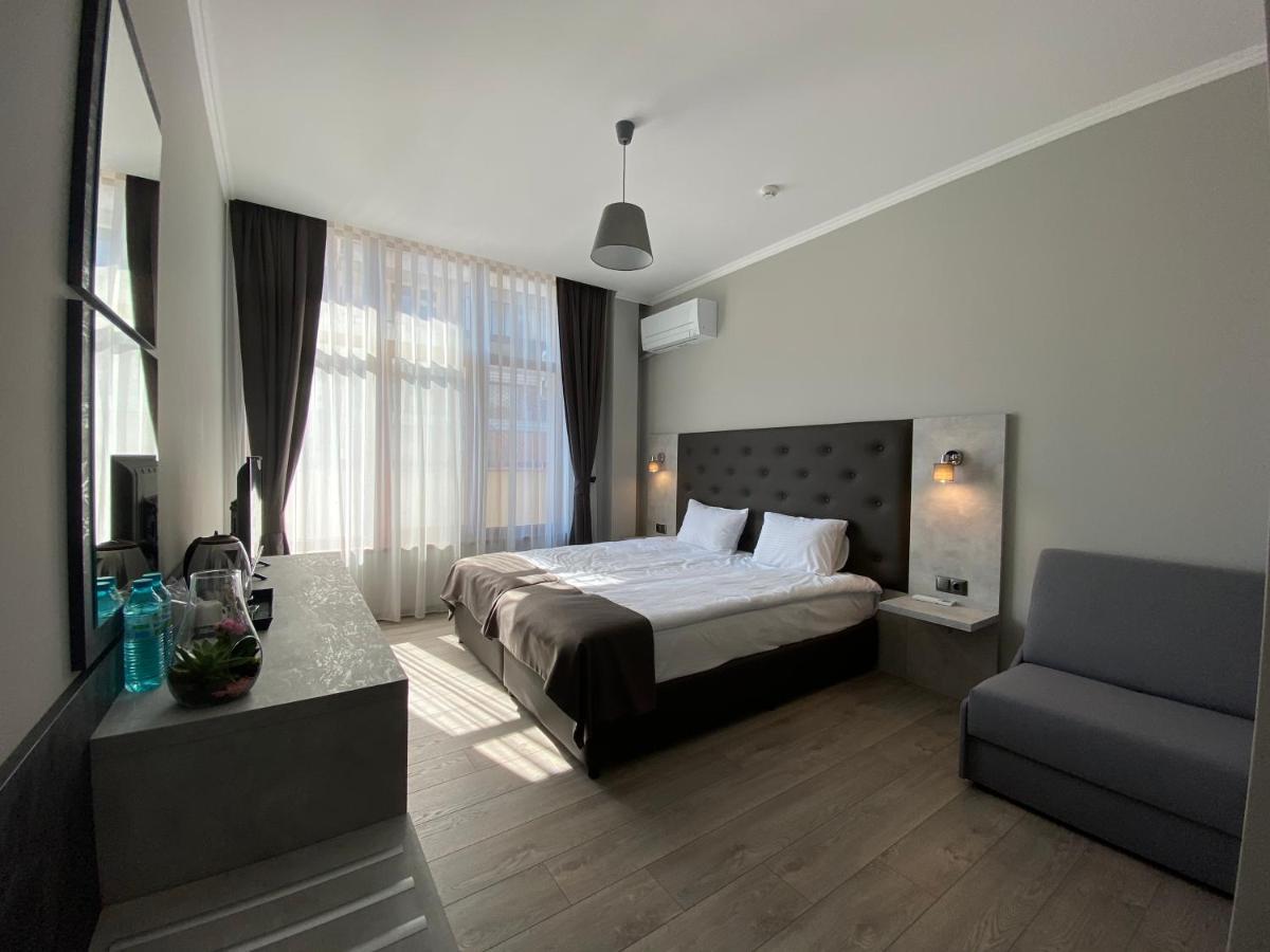 Comfort Guest Rooms Казанлик Екстер'єр фото