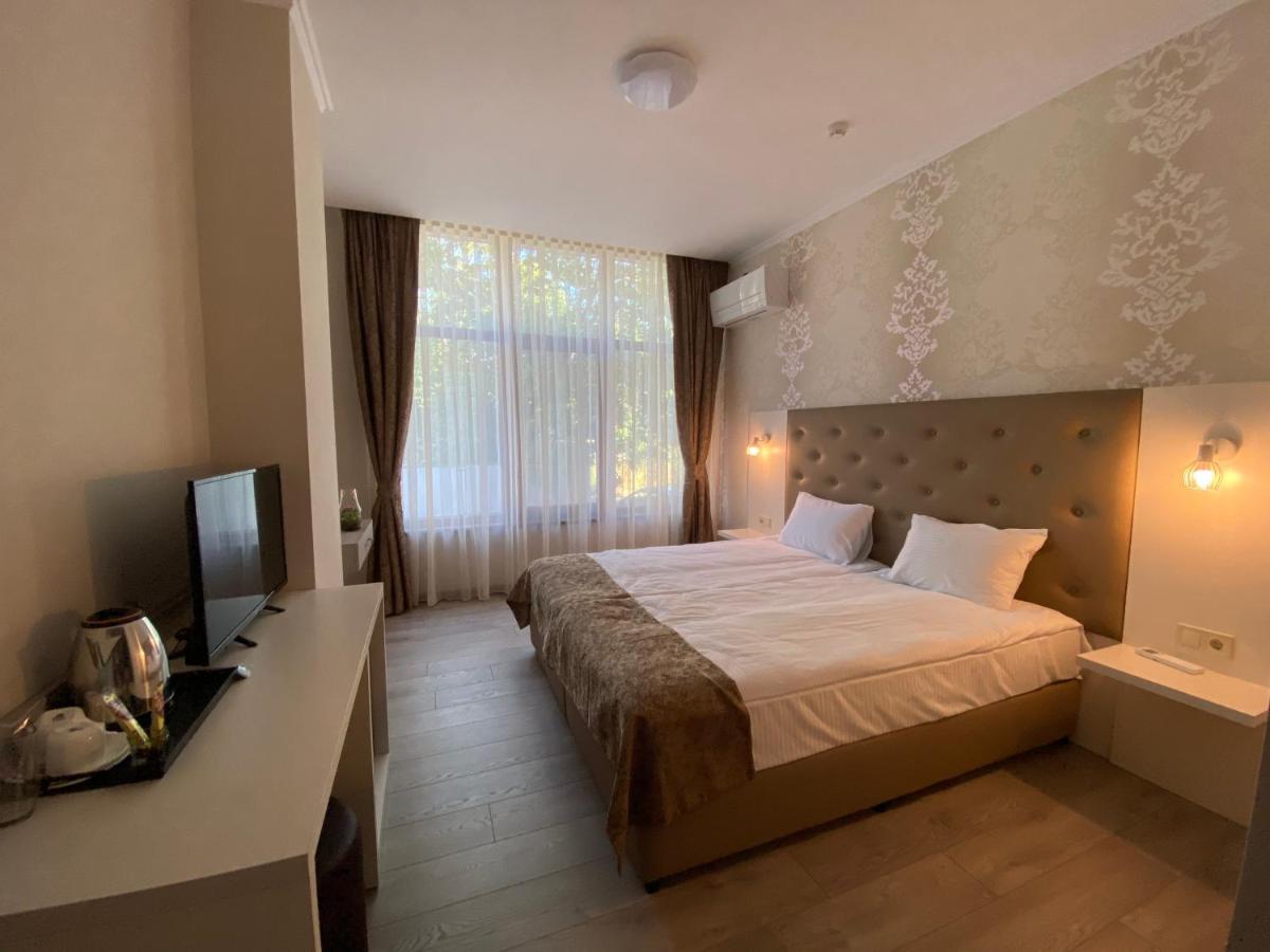 Comfort Guest Rooms Казанлик Екстер'єр фото